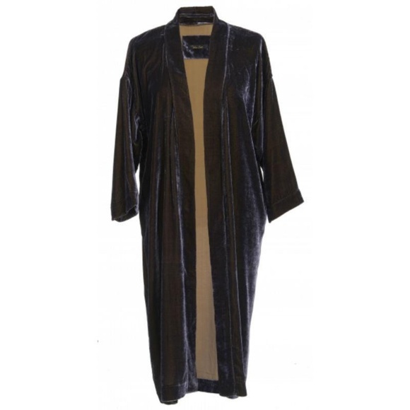 Vibeke Scott Other - VIBEKE SCOTT Anita Silk Velvet Kimono | Coal